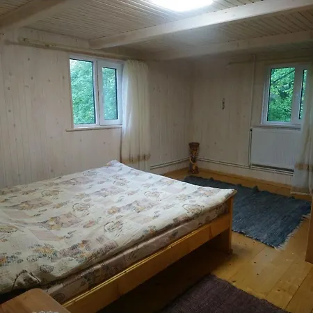 Lisowa Hatka Yavoriv * Yavoriv (Ivano-Frankivsk)